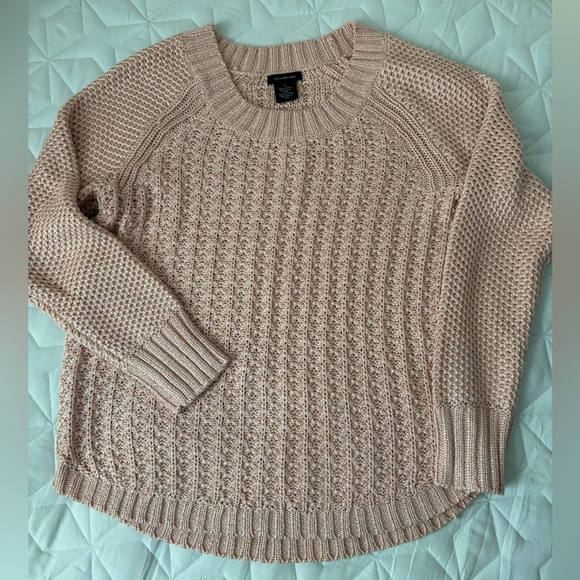 Calvin Klein Sweater - Picture 3 of 3